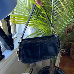 Black bag vintage shoulder bag